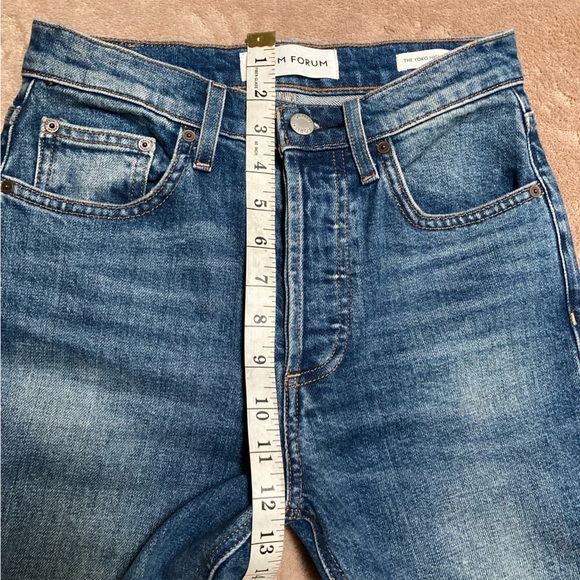Aritzia Denim Forum Yoko high rise slim - size 25 - Picture 10 of 12